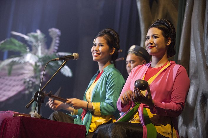 Musical programme by the Thăng Long Theatre (Vietnam) 