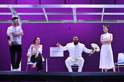 Russian theatre from Yerevan presents Goncharov adaptation at Chekhov Festival