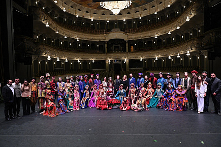 Caracalla Dance Theatre performs at Chekhov Festival